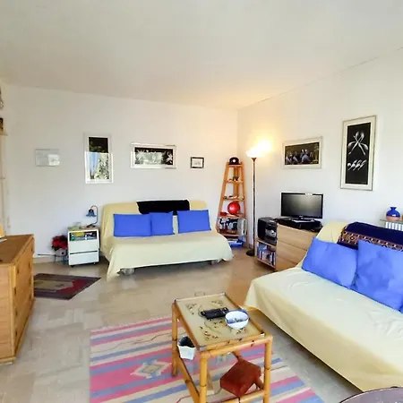 Apartment Trident D